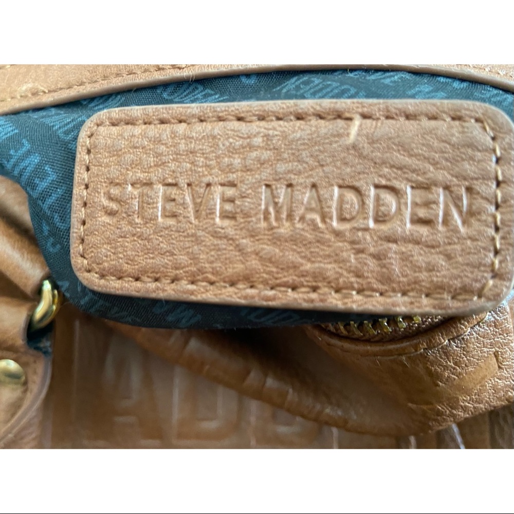Authentic Steve Madden Satchel bag. - Picture 9 of 9